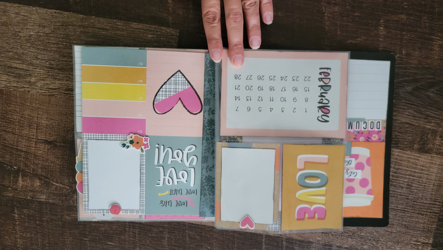 365 Beautiful Reasons to be Happy fully assembled flip book