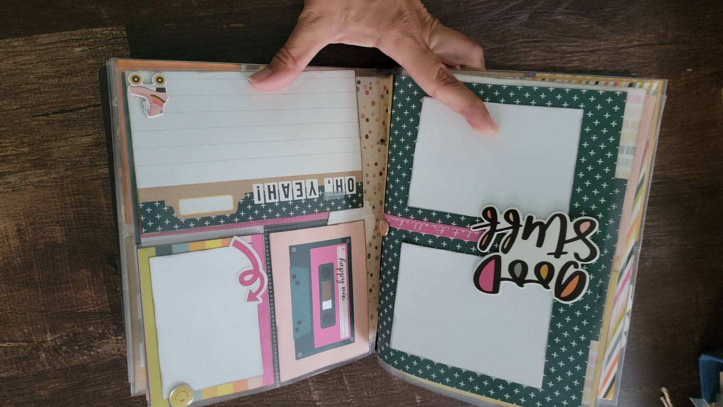365 Beautiful Reasons to be Happy fully assembled flip book